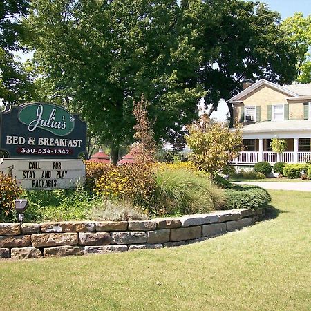 Julias Bed And Breakfast Hubbard Εξωτερικό φωτογραφία